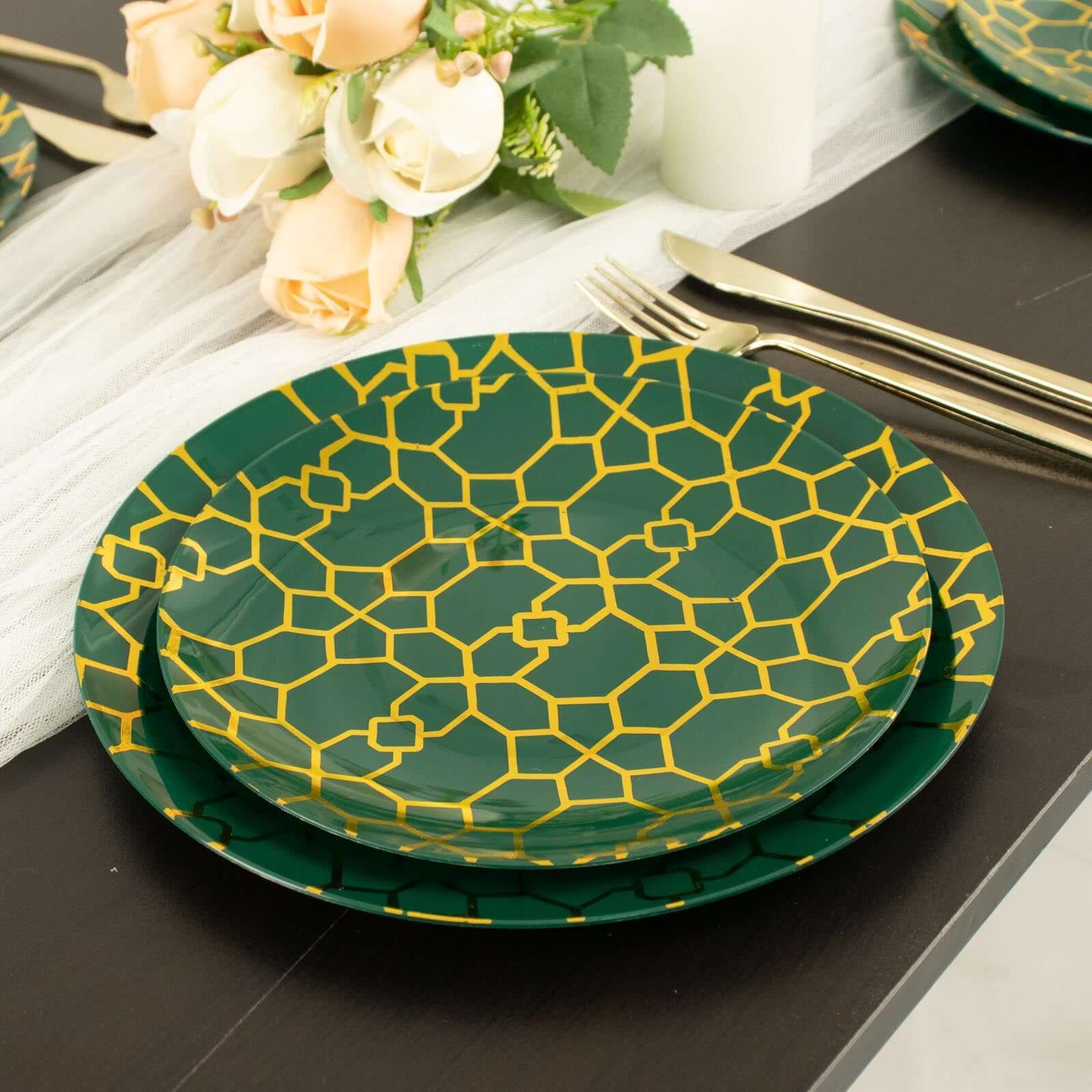 20-Pack Set Plastic Round Dinner and Salad Plates 9", 7" - Image 12