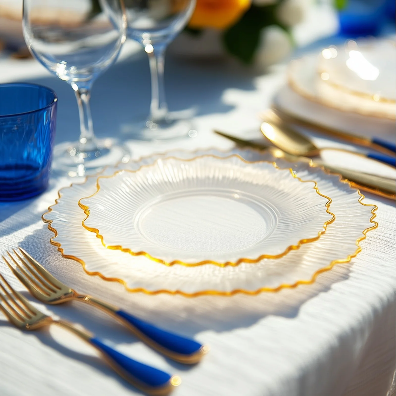 20 Pack Clear Reef Design Plastic Plates with Gold Rim – 7" Dessert and Appetizer Party Plates, Elegant Disposable Tableware - Image 3