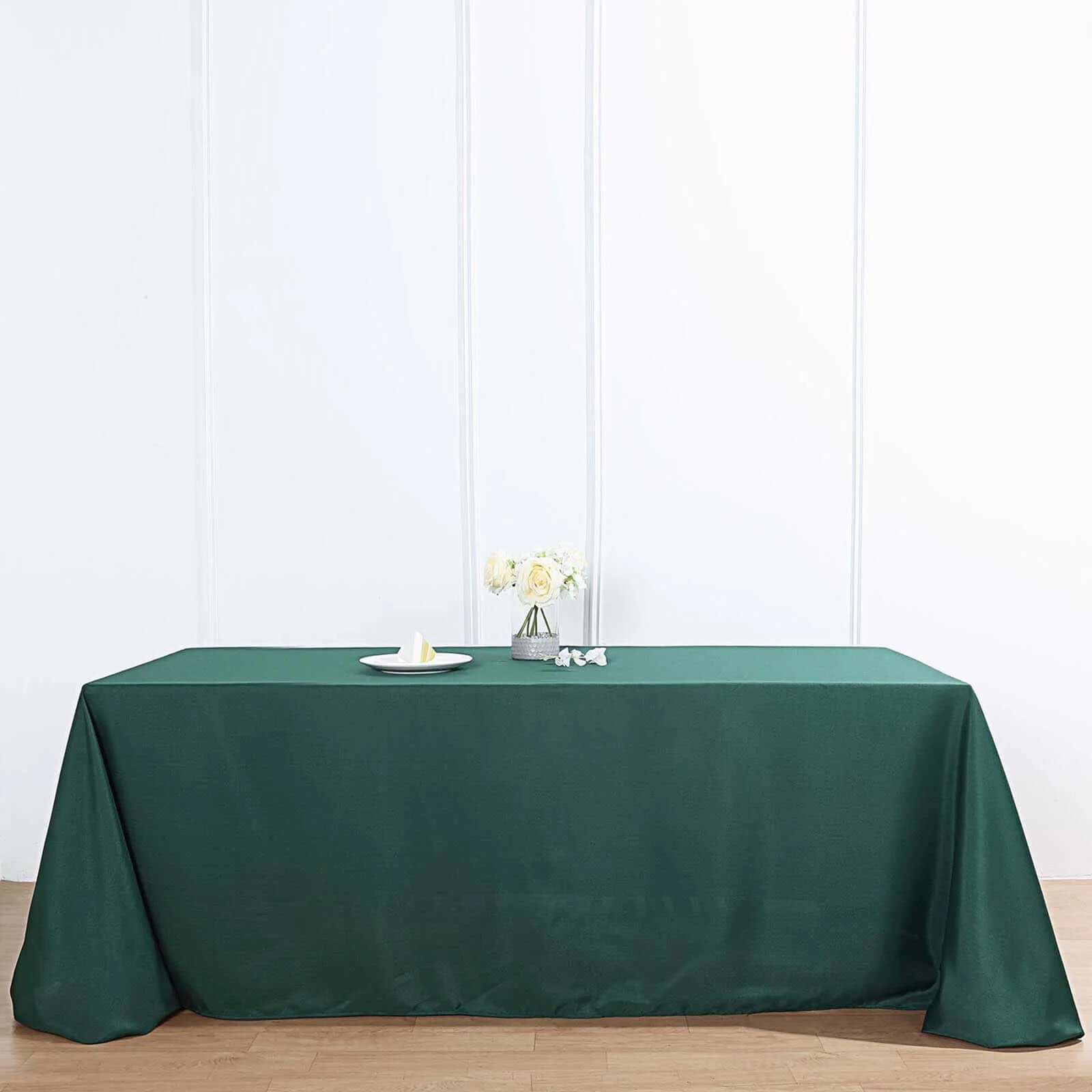 Polyester Rectangle Tablecloth 90"x156" Hunter Emerald Green with Seamless Finish - Image 2